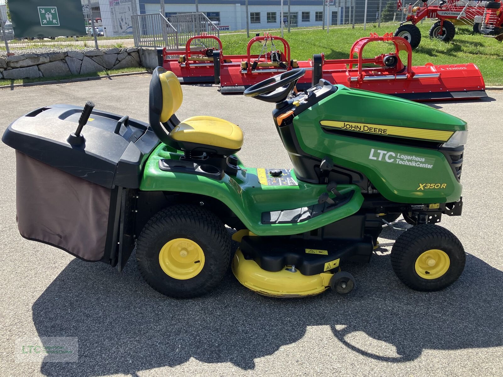 Rasentraktor typu John Deere X 350R, Gebrauchtmaschine v Redlham (Obrázek 7)