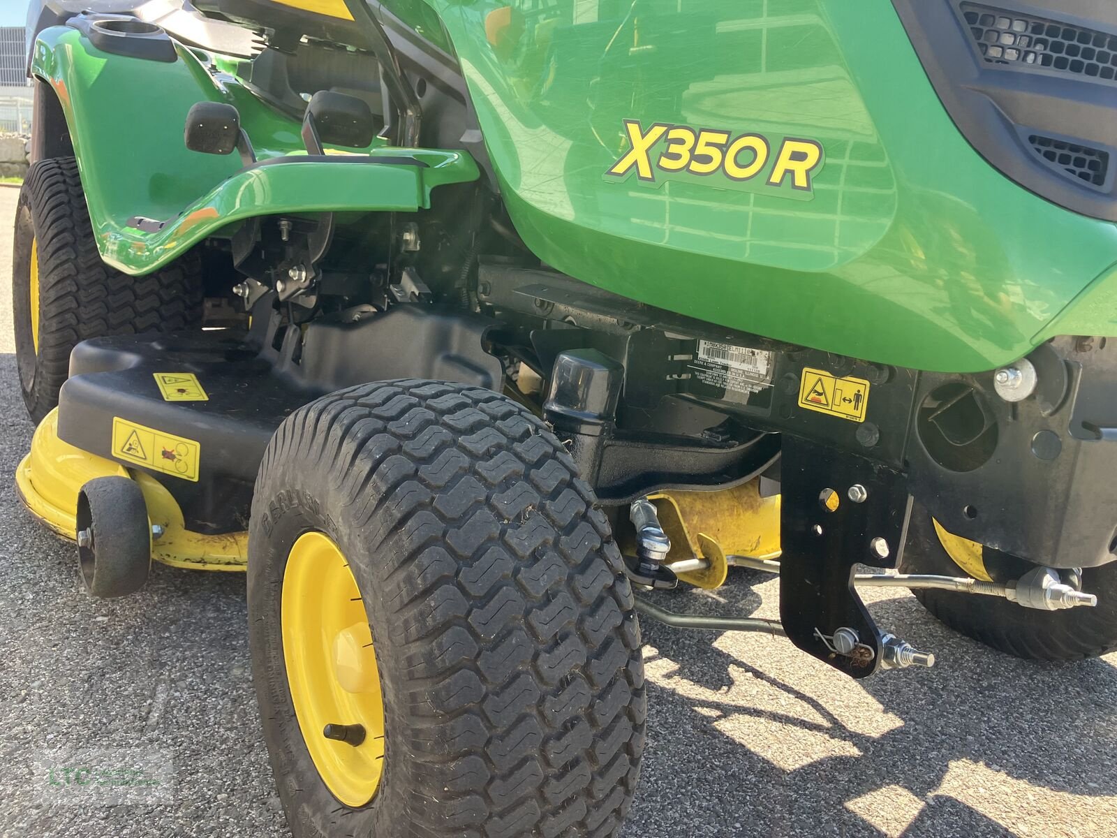 Rasentraktor typu John Deere X 350R, Gebrauchtmaschine v Redlham (Obrázek 21)