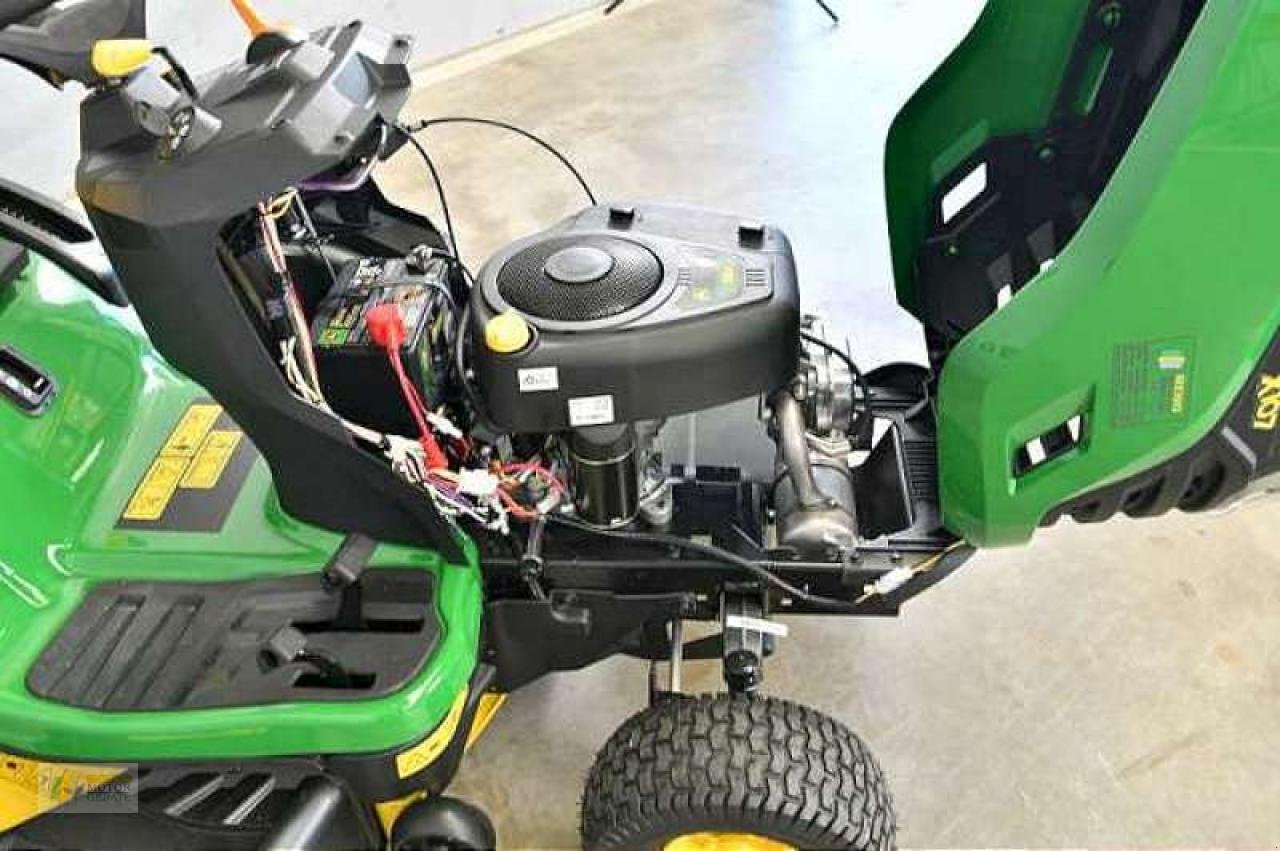 Rasentraktor of the type John Deere X107 RASENTRAKTOR, Neumaschine in Bredstedt (Picture 4)