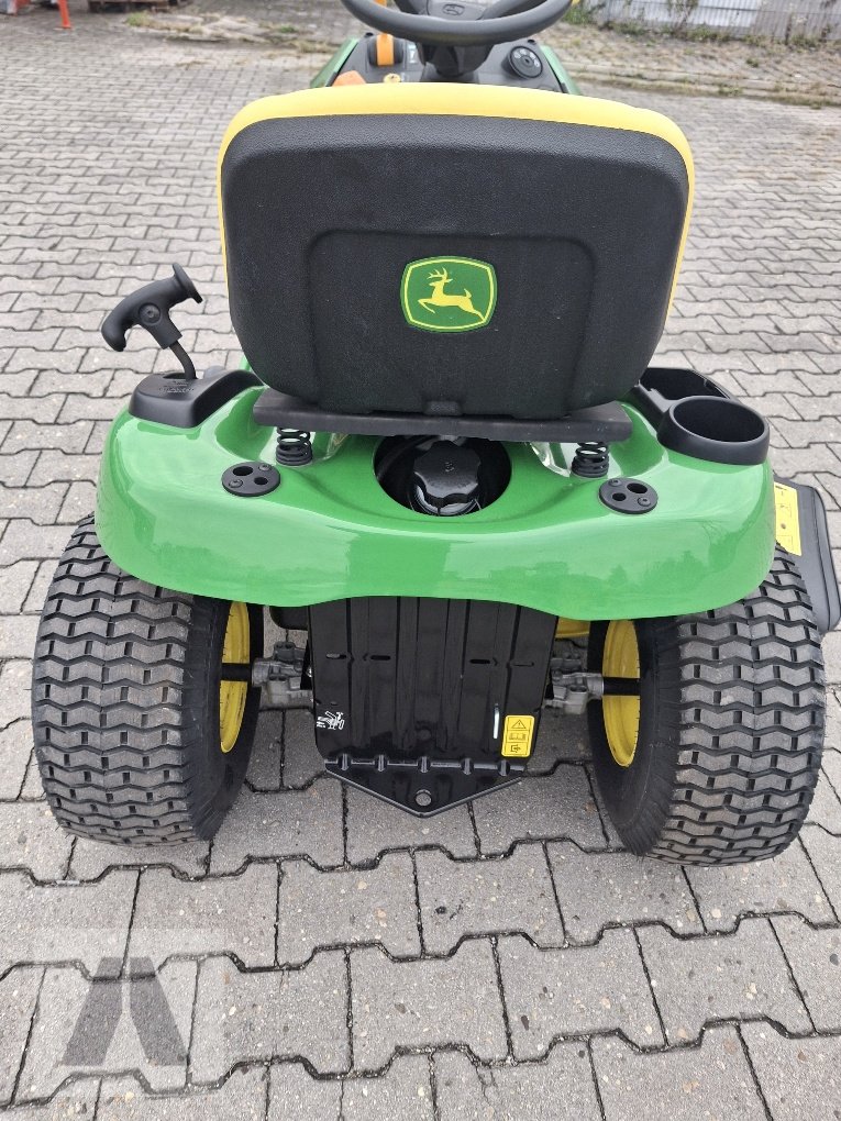 Rasentraktor a típus John Deere X107, Neumaschine ekkor: Regensburg (Kép 3)