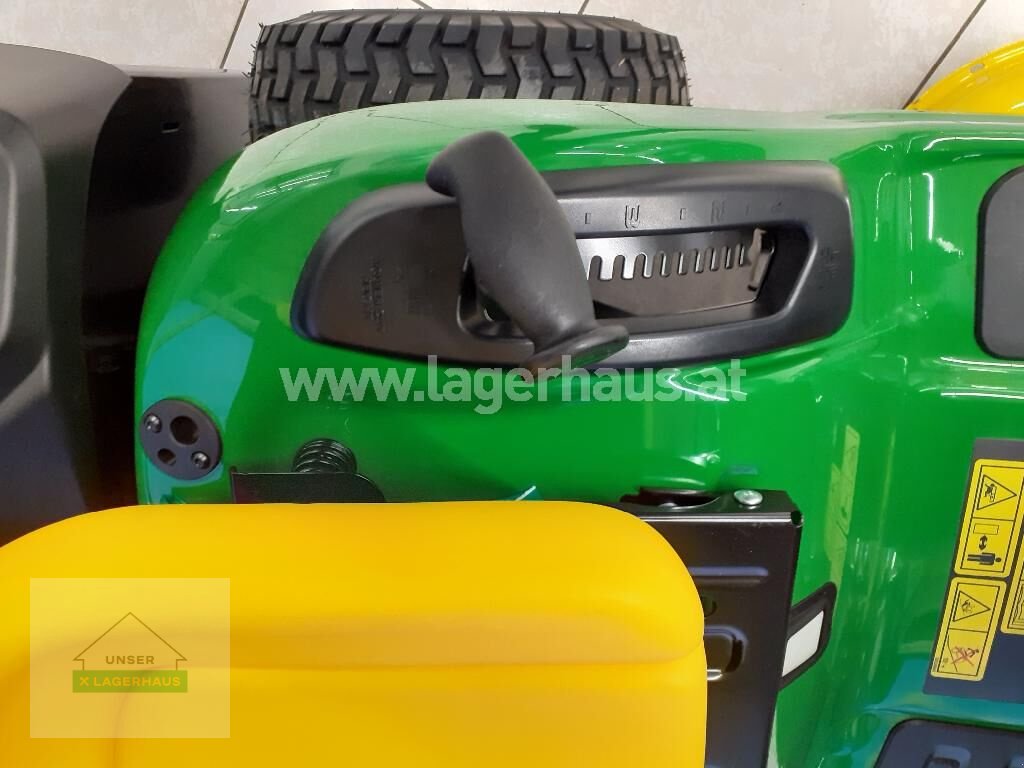 Rasentraktor des Typs John Deere X117R, Neumaschine in Wolkersdorf (Bild 3)