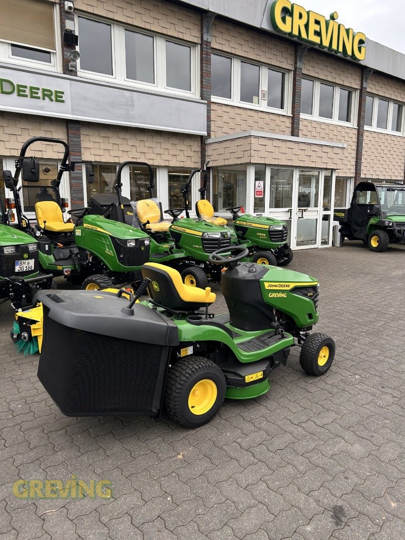 Rasentraktor des Typs John Deere X117R, Neumaschine in Wesseling-Berzdorf (Bild 3)