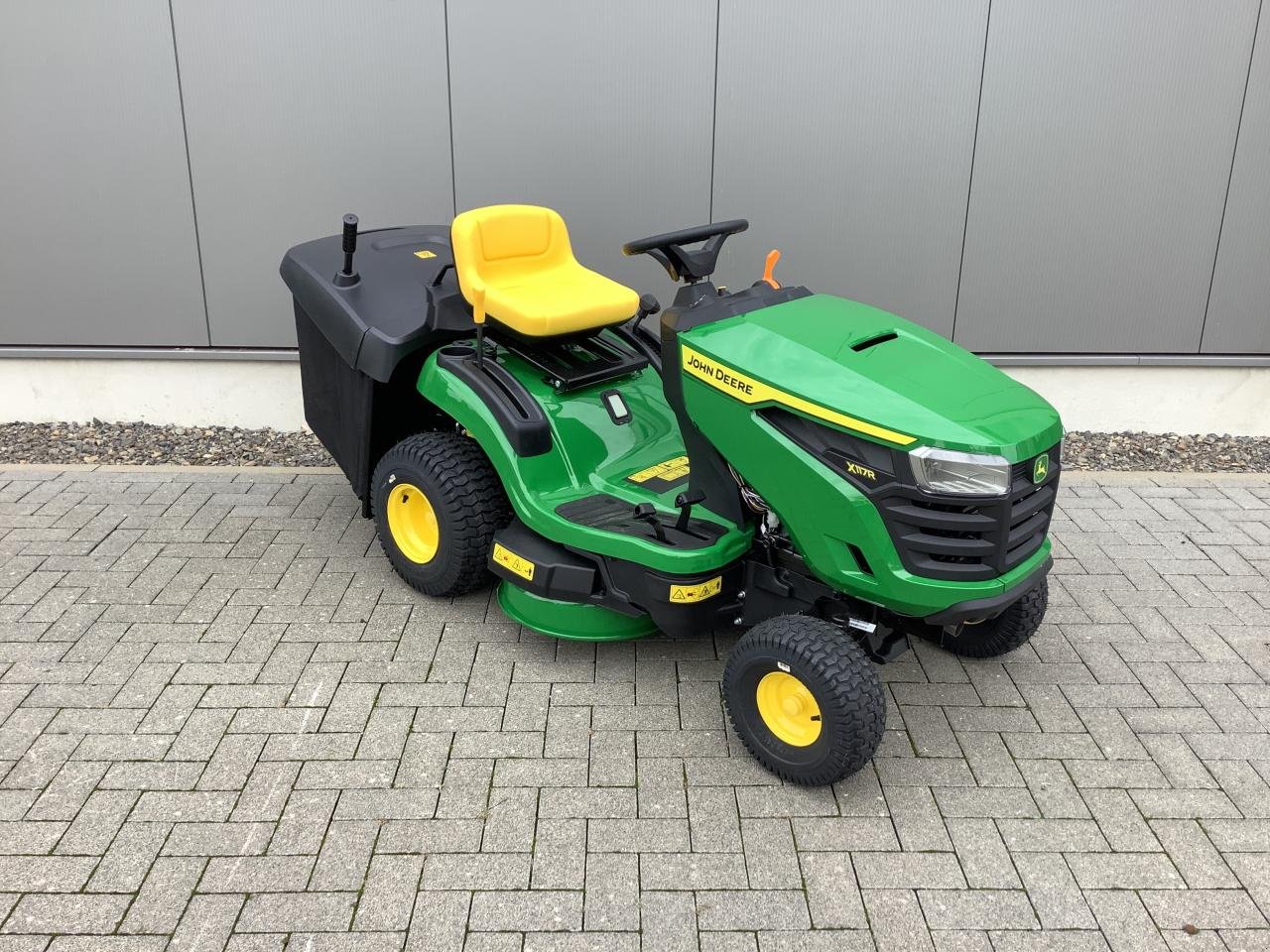 Rasentraktor typu John Deere X117R, Neumaschine v Beckum (Obrázek 2)