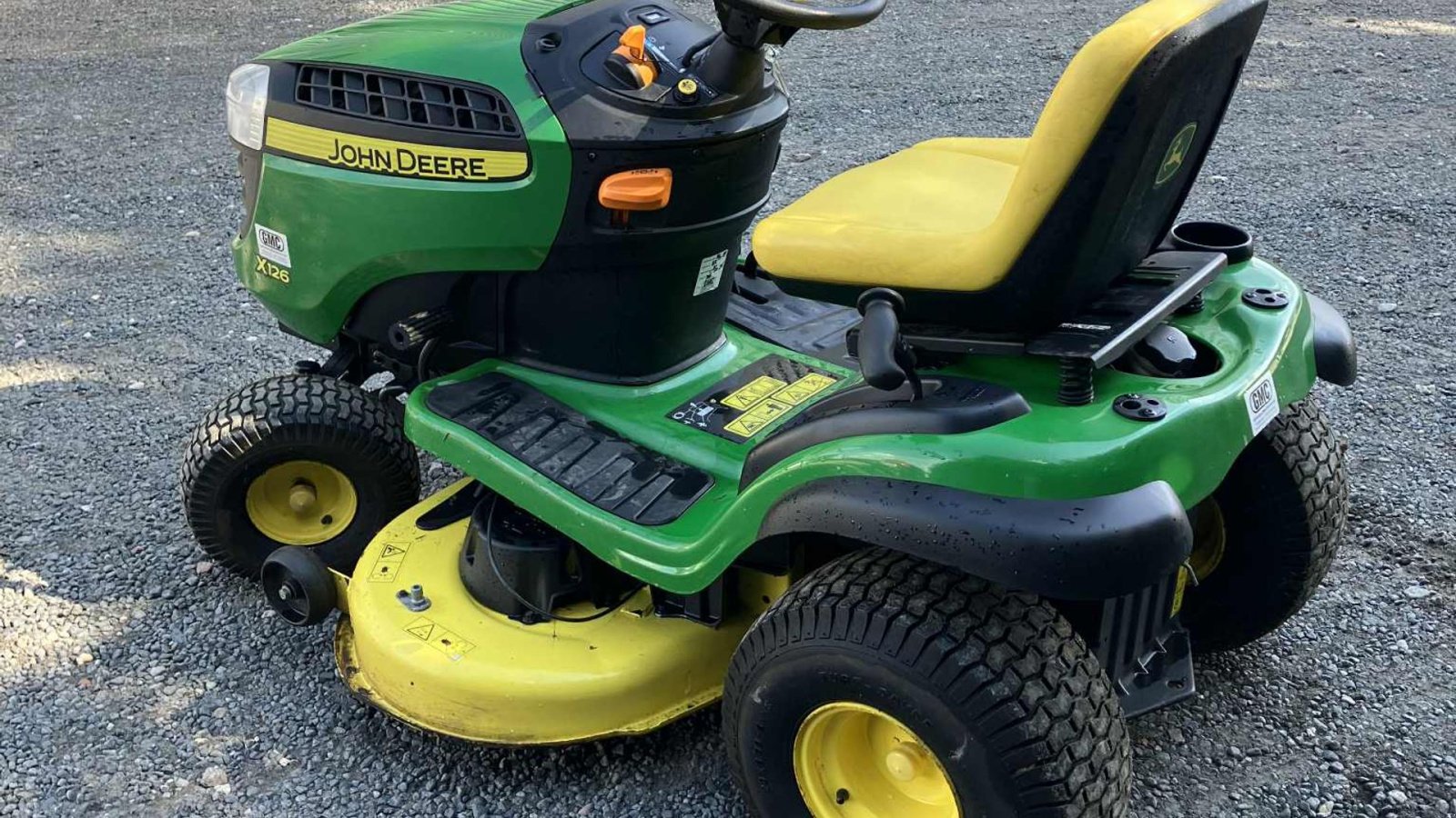 Rasentraktor typu John Deere X126 X126, Gebrauchtmaschine v Glamsbjerg (Obrázek 4)