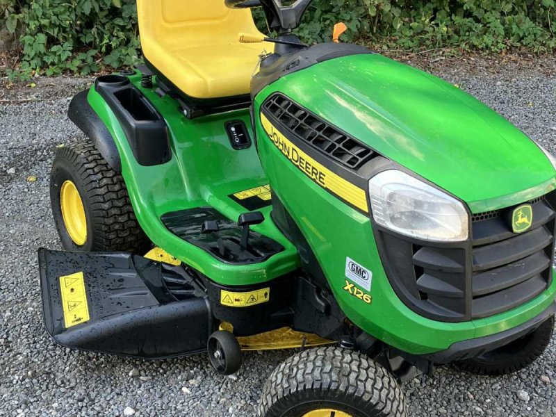 Rasentraktor типа John Deere X126 X126, Gebrauchtmaschine в Glamsbjerg (Фотография 1)