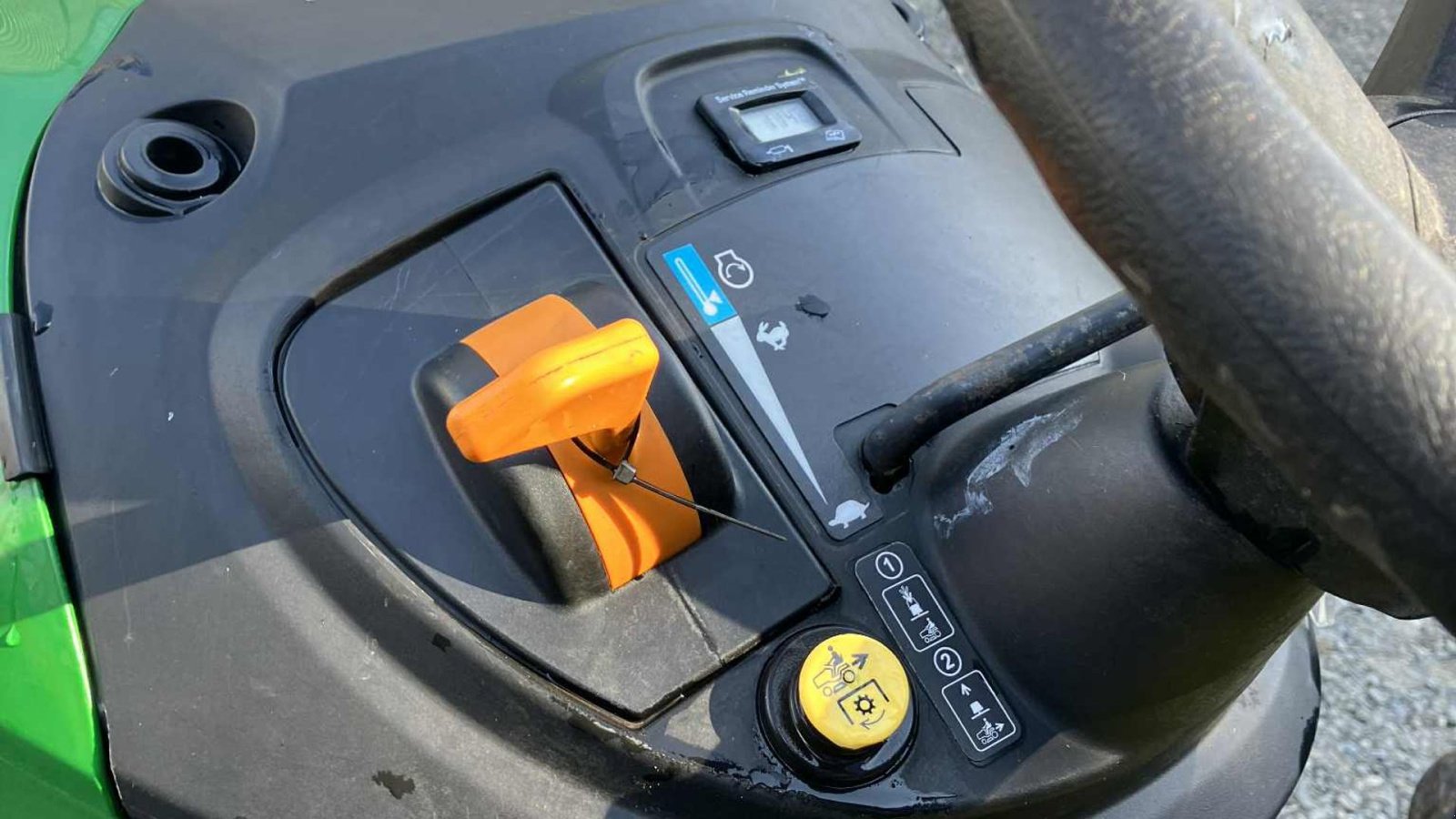 Rasentraktor typu John Deere X126 X126, Gebrauchtmaschine v Glamsbjerg (Obrázek 7)