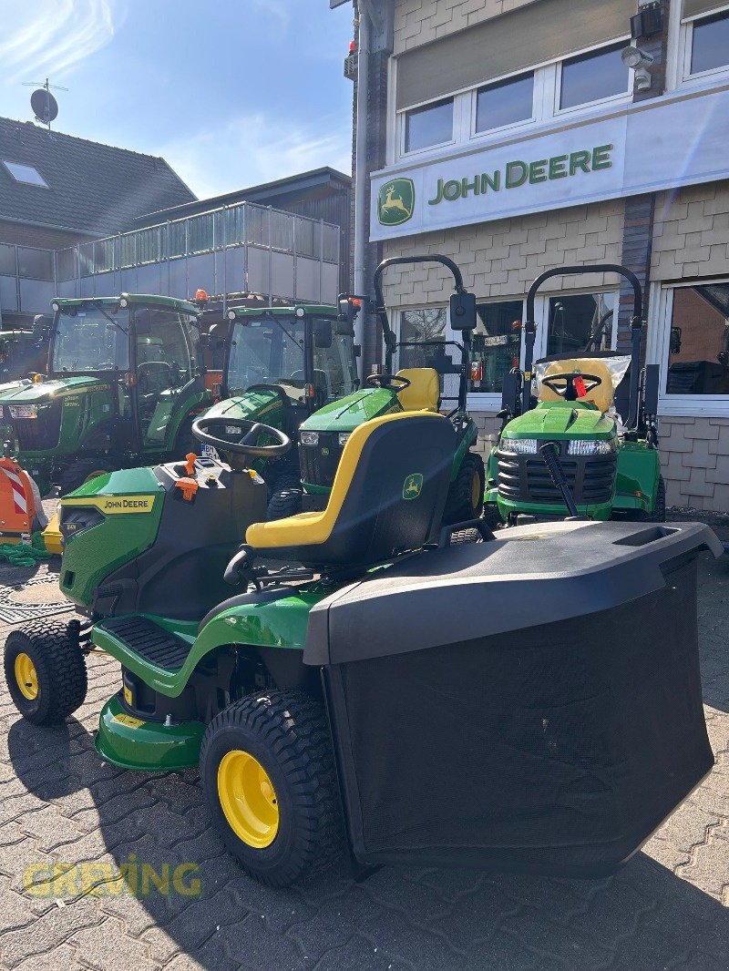 Rasentraktor a típus John Deere X147R, Neumaschine ekkor: Wesseling-Berzdorf (Kép 2)