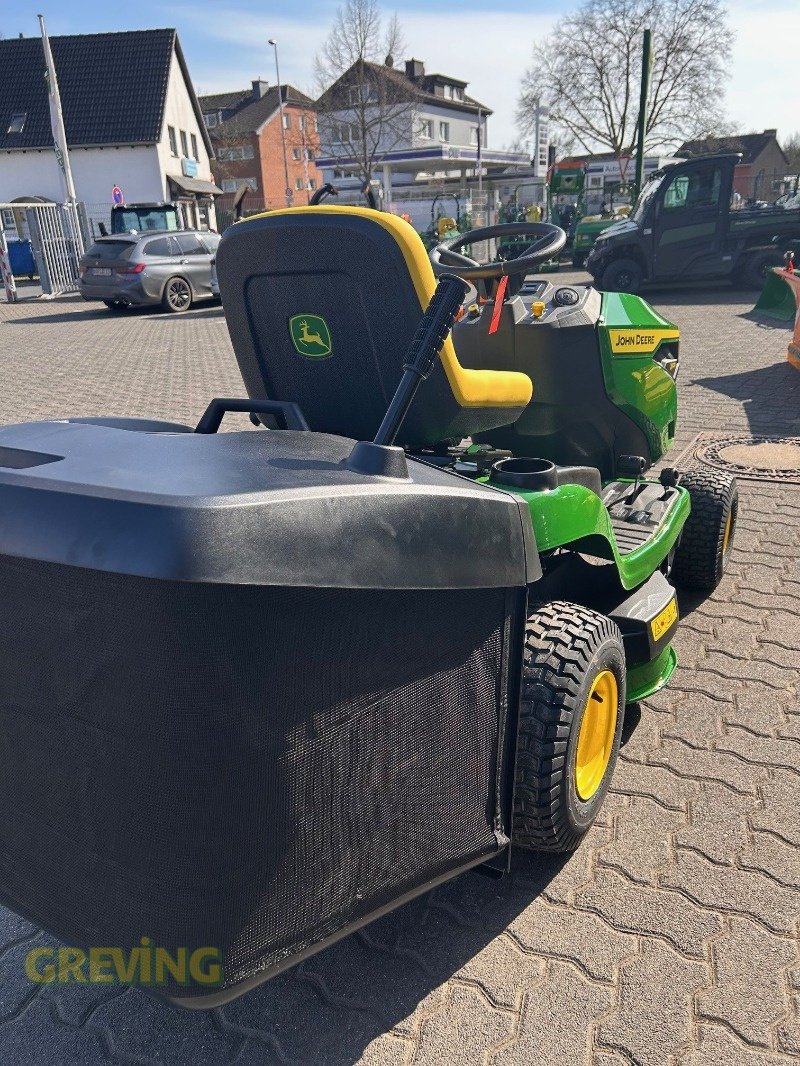 Rasentraktor a típus John Deere X147R, Neumaschine ekkor: Wesseling-Berzdorf (Kép 6)