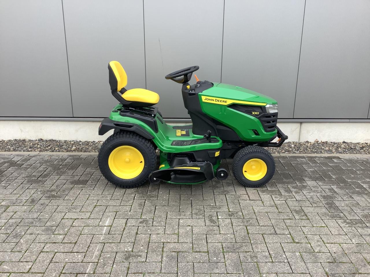 Rasentraktor a típus John Deere X167, Neumaschine ekkor: Stralsund (Kép 4)