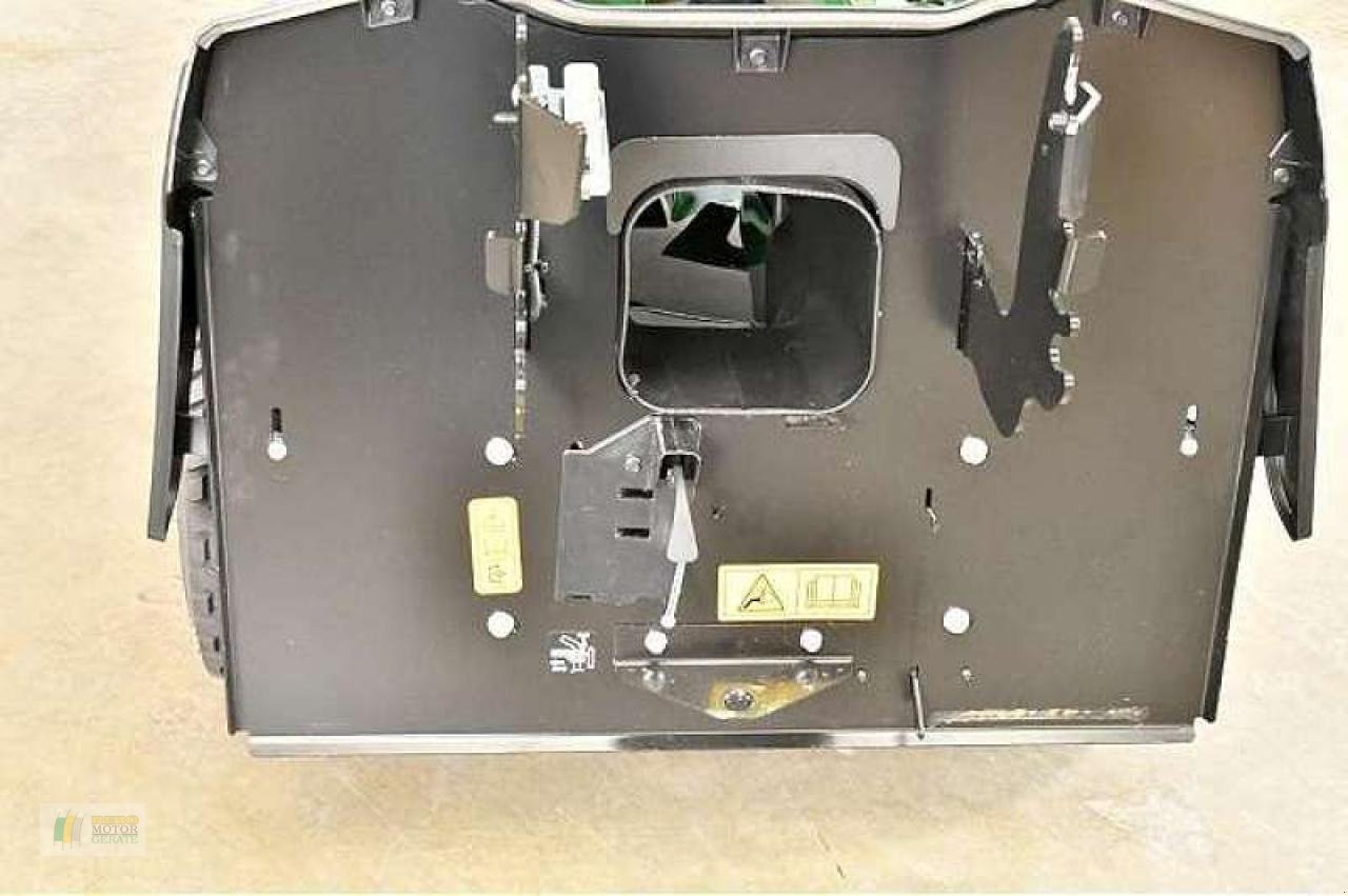 Rasentraktor του τύπου John Deere X167R RASENTRAKTOR, Neumaschine σε Bredstedt (Φωτογραφία 9)