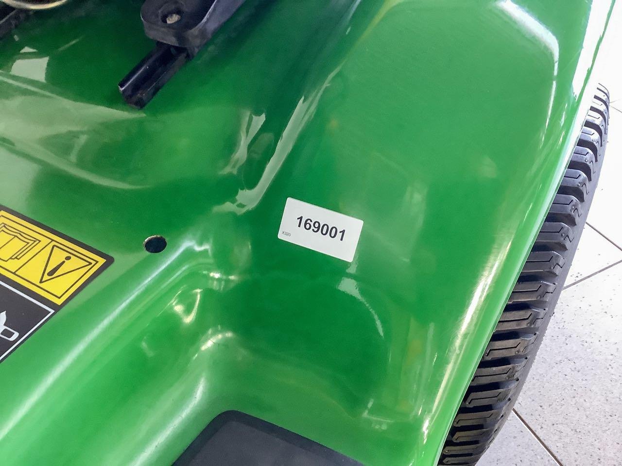 Rasentraktor типа John Deere X320, Gebrauchtmaschine в Beckum (Фотография 7)