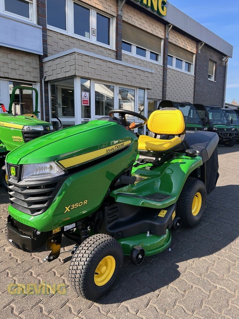 Rasentraktor of the type John Deere X350R, Neumaschine in Wesseling-Berzdorf (Picture 1)