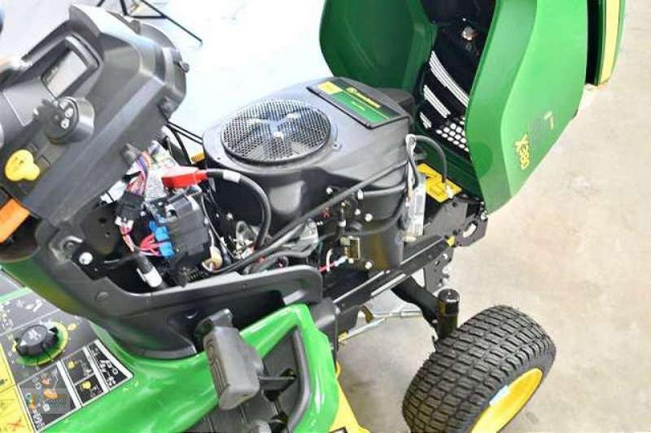 Rasentraktor of the type John Deere X380 RASENTRAKTOR, Neumaschine in Bremervörde (Picture 5)
