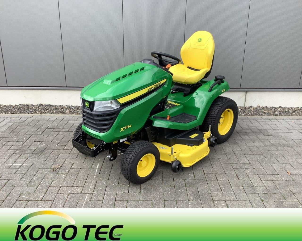 Rasentraktor des Typs John Deere X584, Neumaschine in Dorsten-Wulfen (Bild 1)