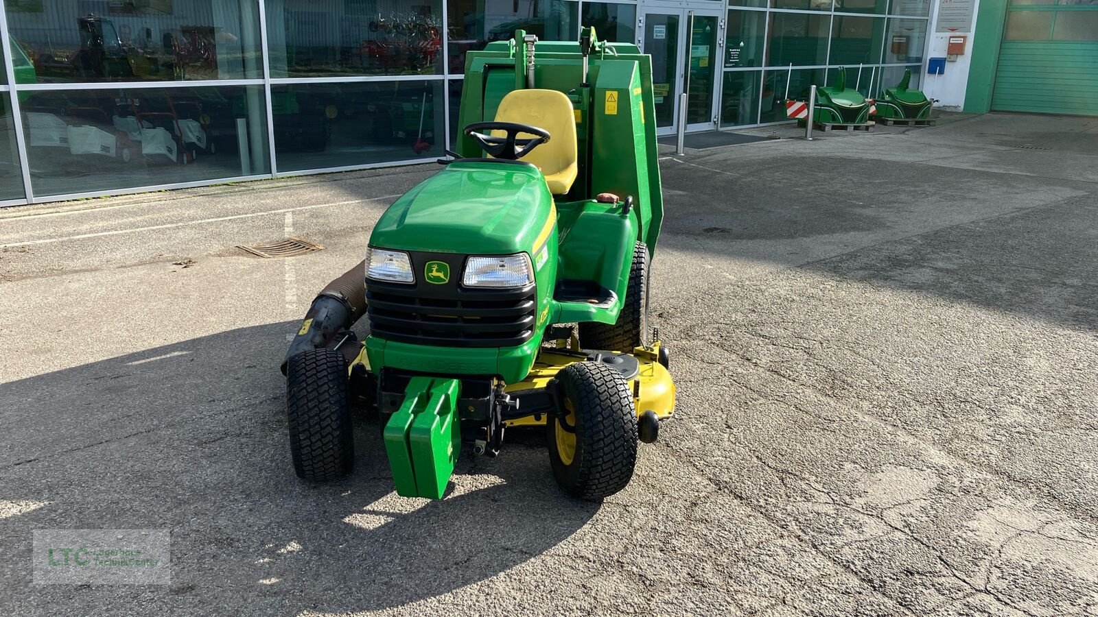 Rasentraktor tip John Deere X740, Gebrauchtmaschine in Herzogenburg (Poză 5)