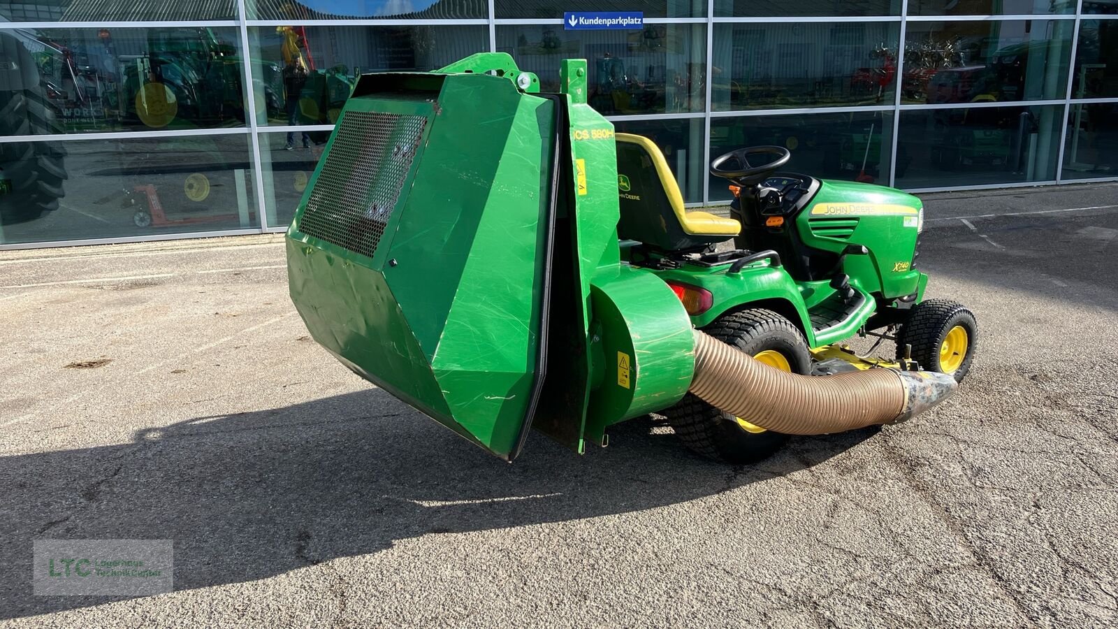 Rasentraktor tip John Deere X740, Gebrauchtmaschine in Herzogenburg (Poză 3)