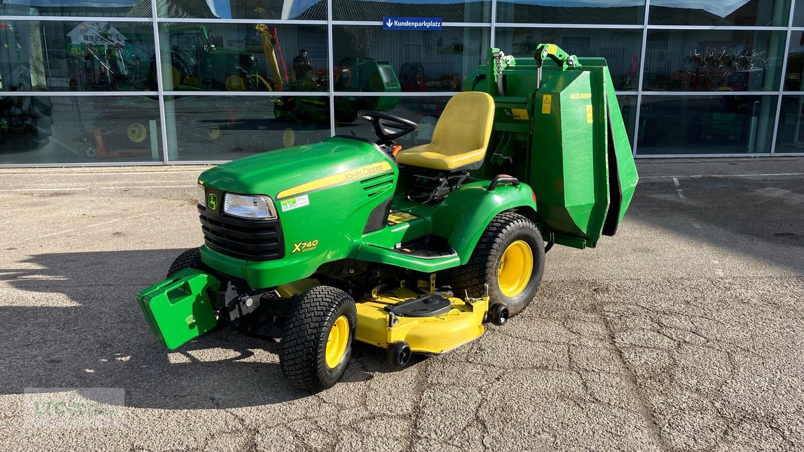 Rasentraktor tip John Deere X740, Gebrauchtmaschine in Herzogenburg (Poză 1)