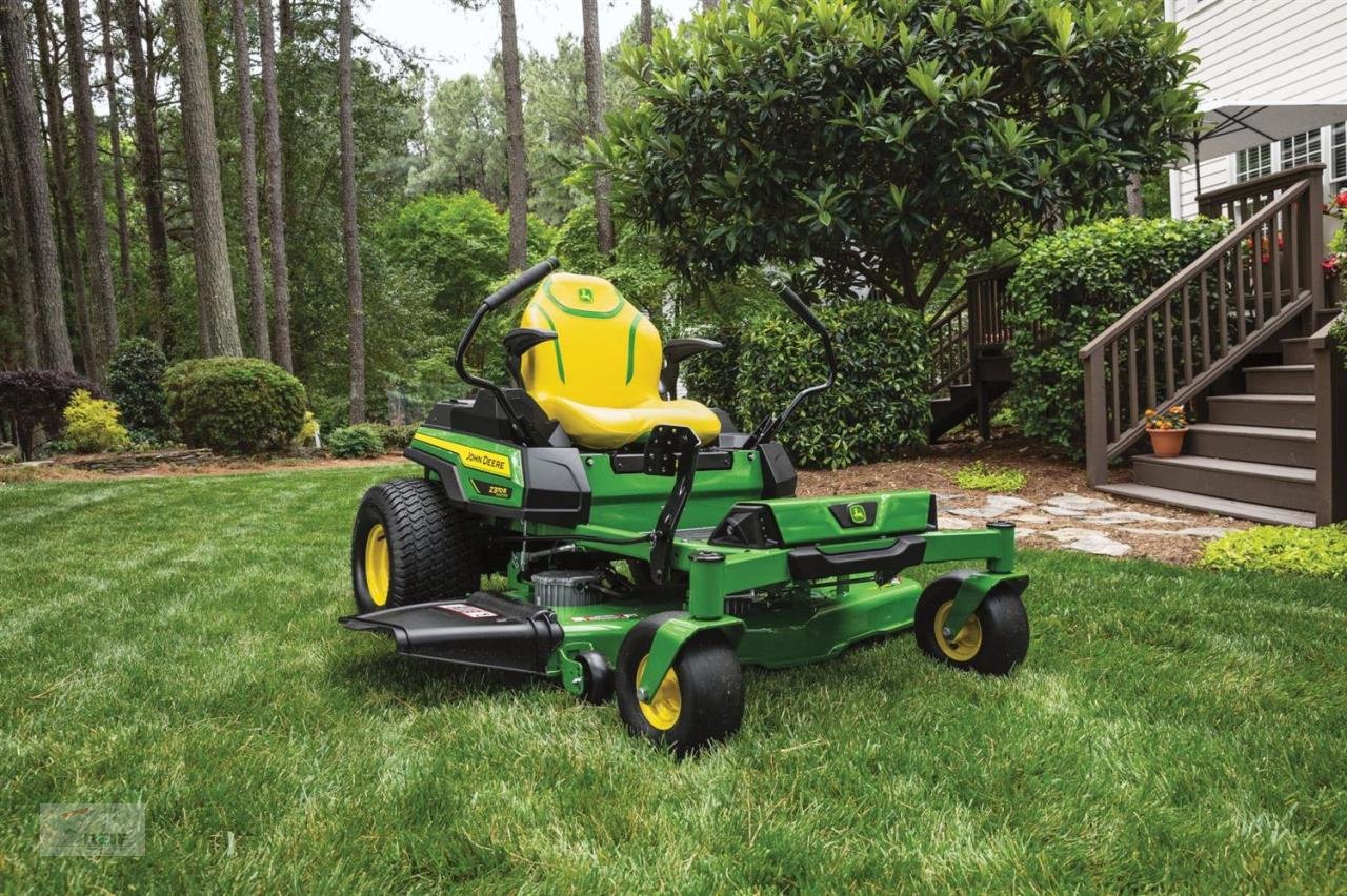 Rasentraktor typu John Deere Z370R ELEKTRIK- 107CM, Neumaschine v Landshut (Obrázek 1)