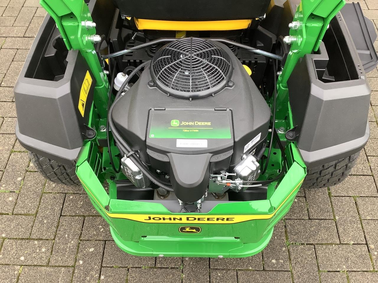 Rasentraktor typu John Deere Z530M, Neumaschine v Stralsund (Obrázek 7)