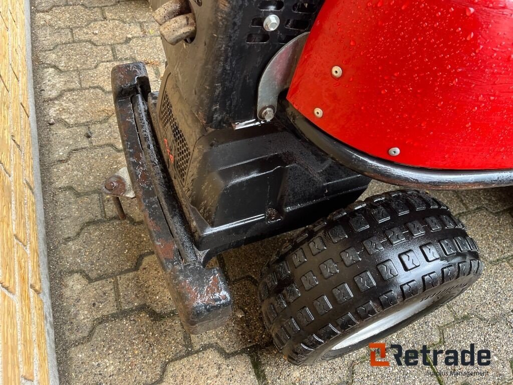 Rasentraktor typu Jonsered 2113, Gebrauchtmaschine v Rødovre (Obrázek 5)