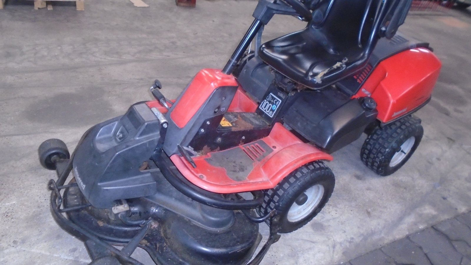 Rasentraktor des Typs Jonsered FR 2216 A2, Gebrauchtmaschine in Viborg (Bild 1)