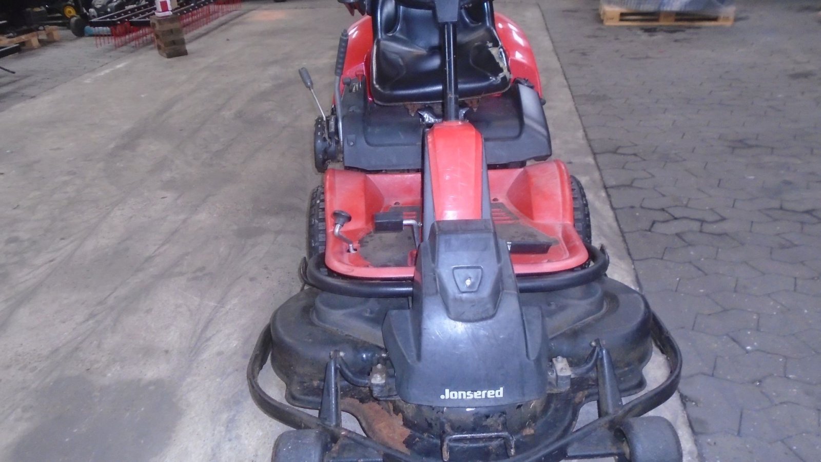 Rasentraktor des Typs Jonsered FR 2216 A2, Gebrauchtmaschine in Viborg (Bild 3)