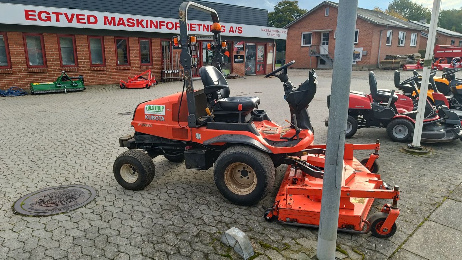 Rasentraktor des Typs Kubota F3890 med 4 WD og spare, Gebrauchtmaschine in Egtved (Bild 4)