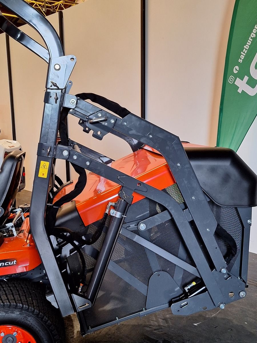 Rasentraktor des Typs Kubota G 261 HD, Neumaschine in Bergheim (Bild 7)
