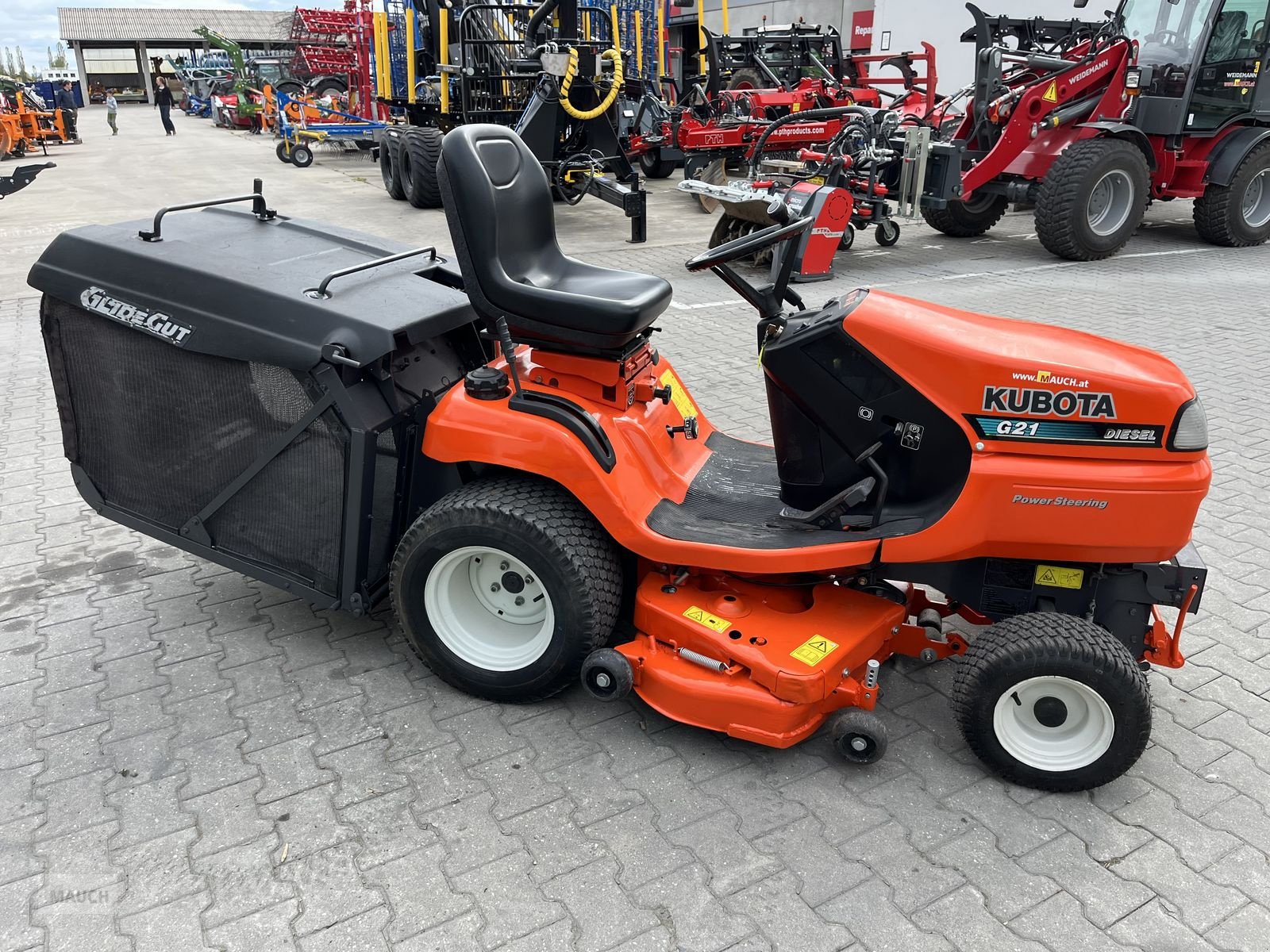 Rasentraktor a típus Kubota G18 / G21, Gebrauchtmaschine ekkor: Burgkirchen (Kép 11)