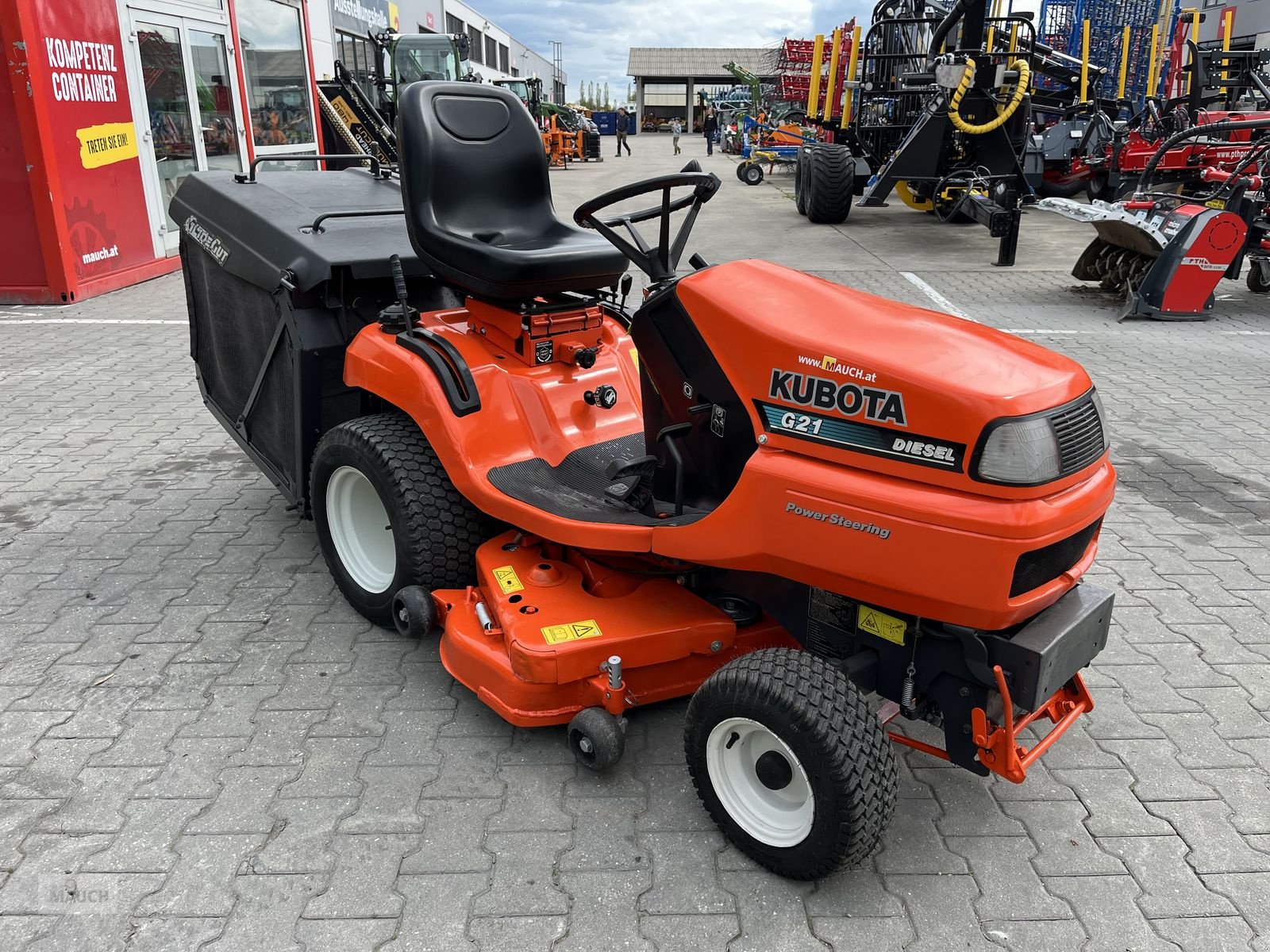 Rasentraktor a típus Kubota G18 / G21, Gebrauchtmaschine ekkor: Burgkirchen (Kép 5)
