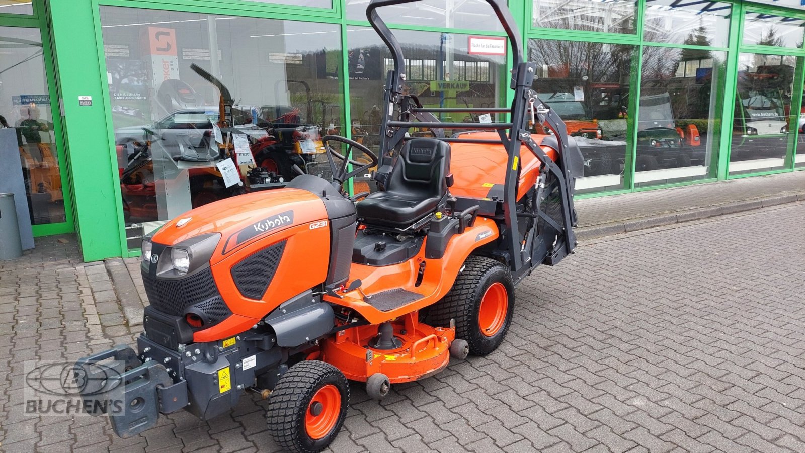 Rasentraktor del tipo Kubota G231 HD, Gebrauchtmaschine In Olpe (Immagine 1)