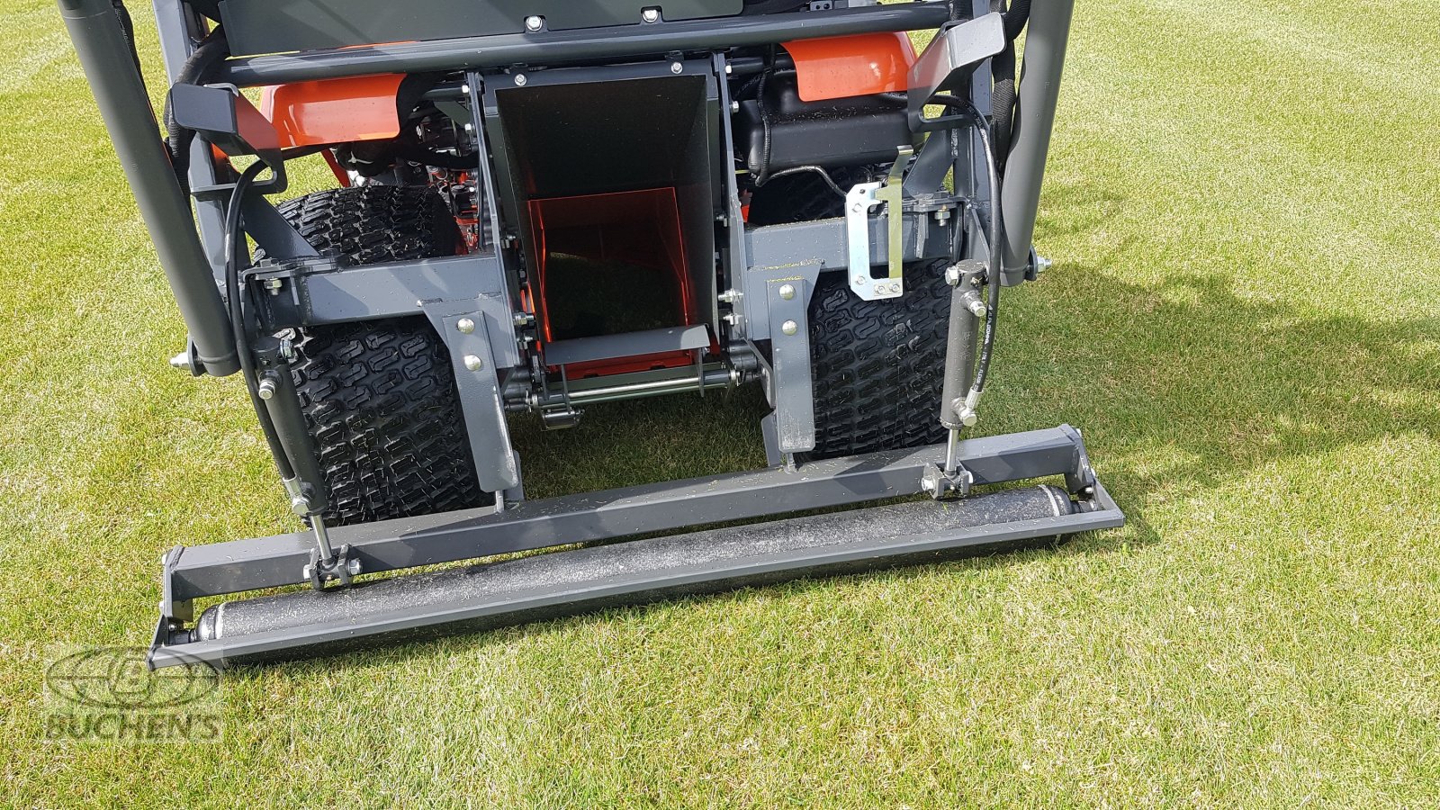 Rasentraktor des Typs Kubota G261-HD Sportplatzmäher, Neumaschine in Olpe (Bild 5)