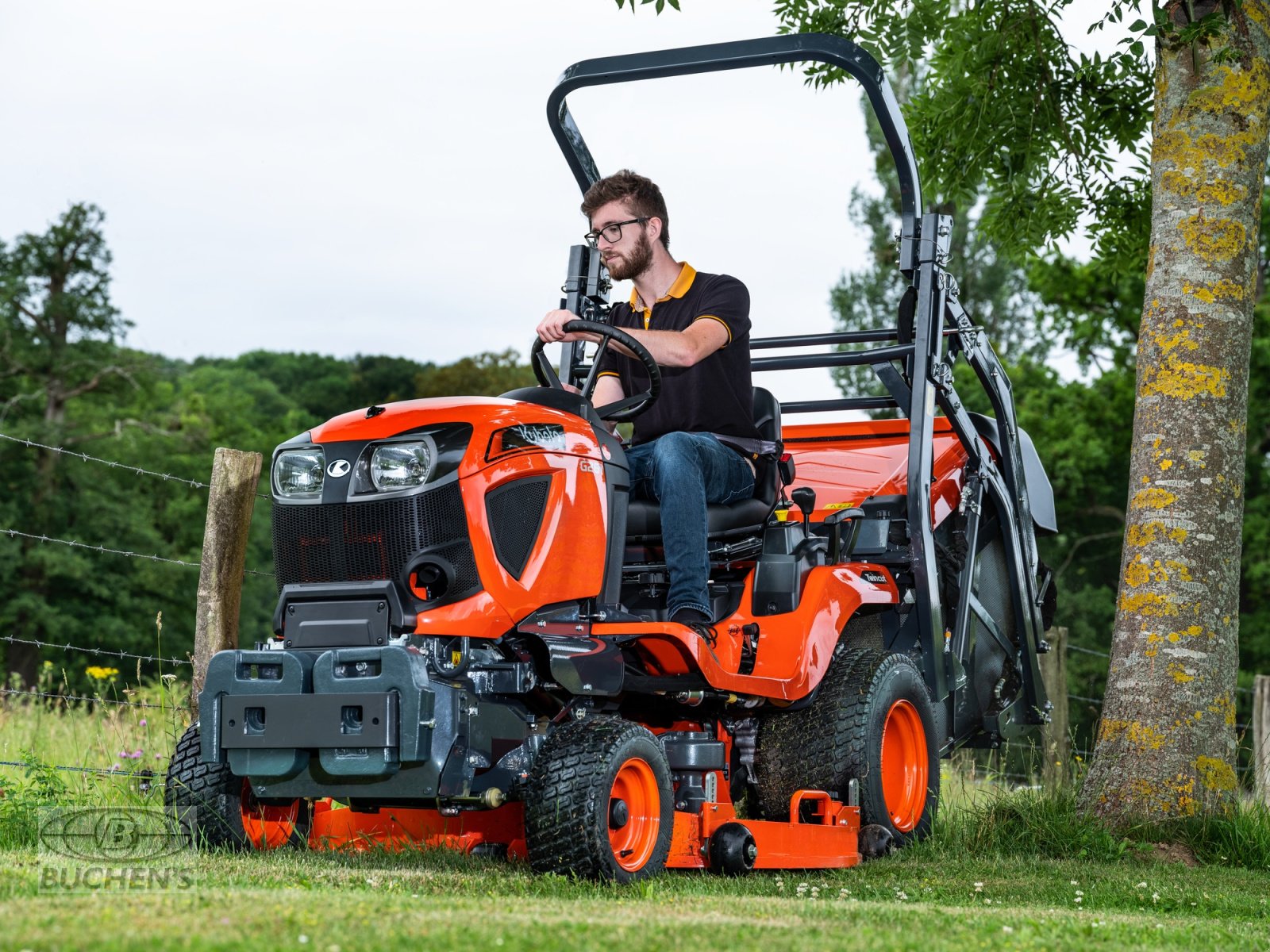 Rasentraktor des Typs Kubota G261-HD Sportplatzmäher, Neumaschine in Olpe (Bild 18)