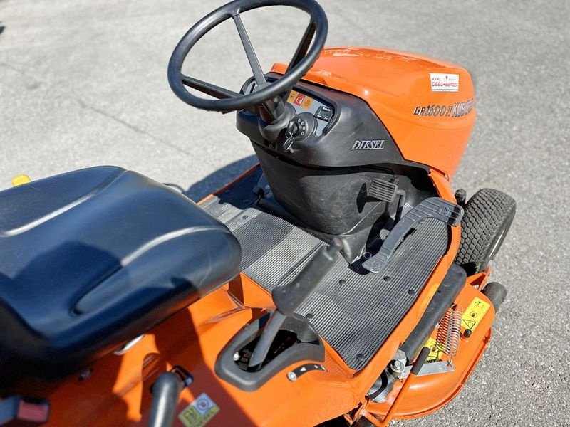 Rasentraktor des Typs Kubota GR 1600 II Rops Rasentraktor, Gebrauchtmaschine in St. Marienkirchen (Bild 8)