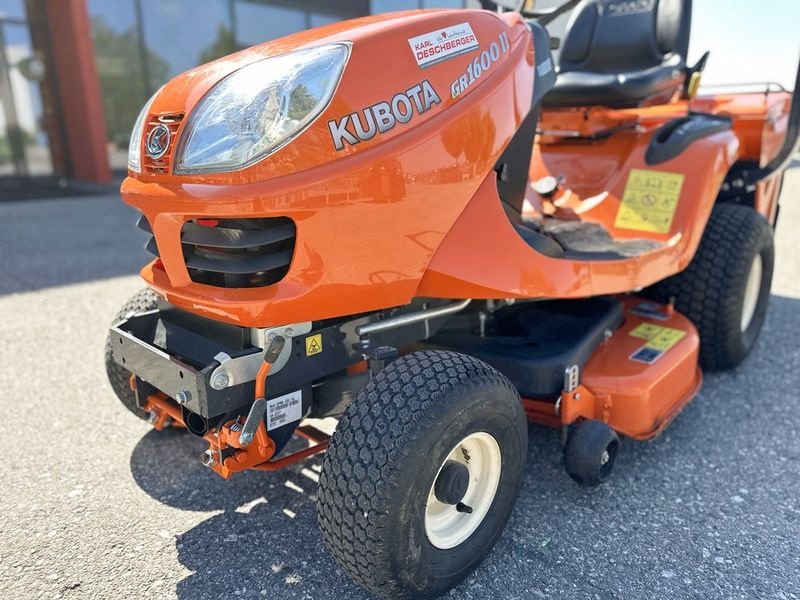 Rasentraktor des Typs Kubota GR 1600 II Rops Rasentraktor, Gebrauchtmaschine in St. Marienkirchen (Bild 5)