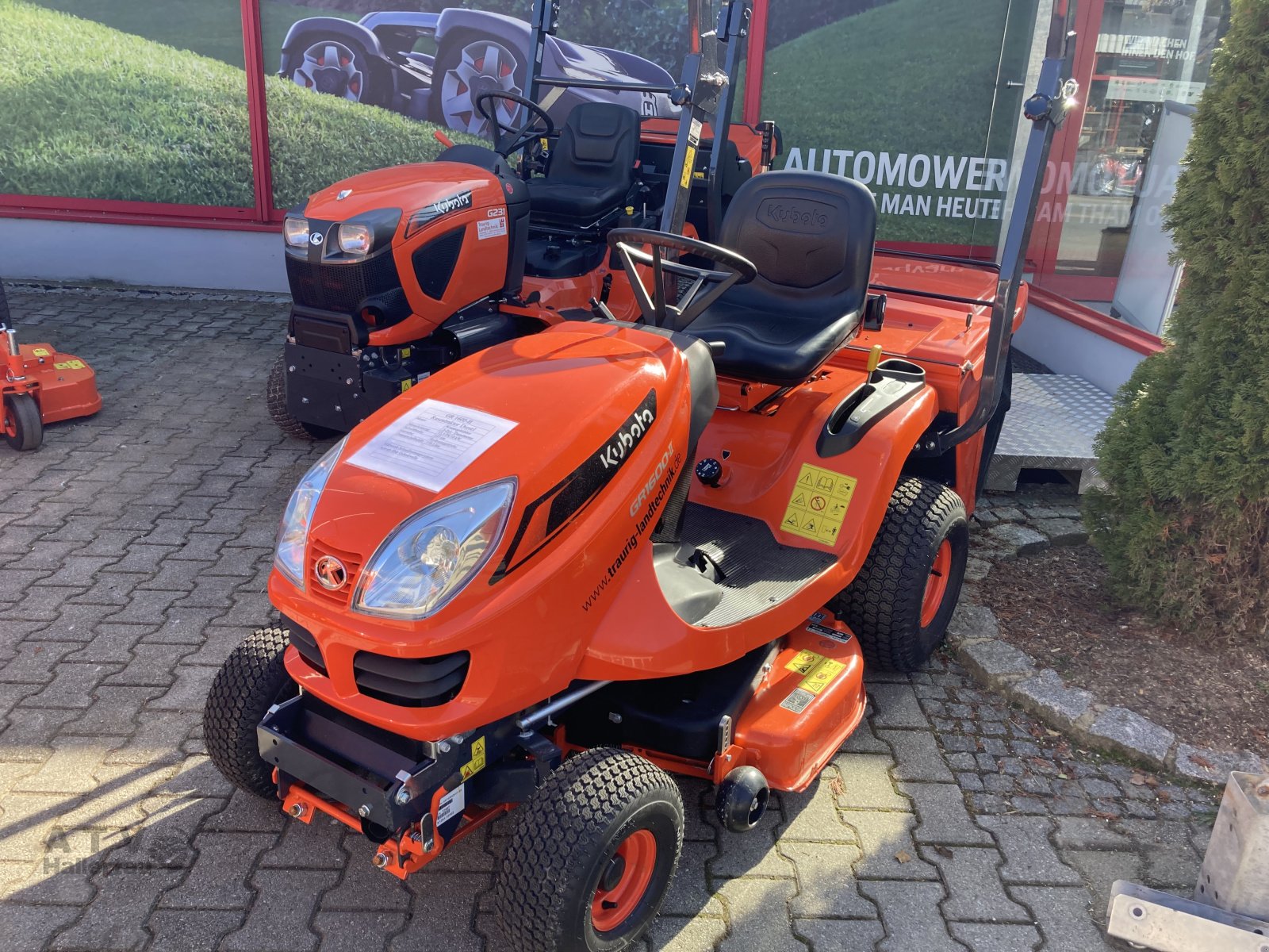 Rasentraktor des Typs Kubota GR 1600 III, Neumaschine in Schweitenkirchen (Bild 6)