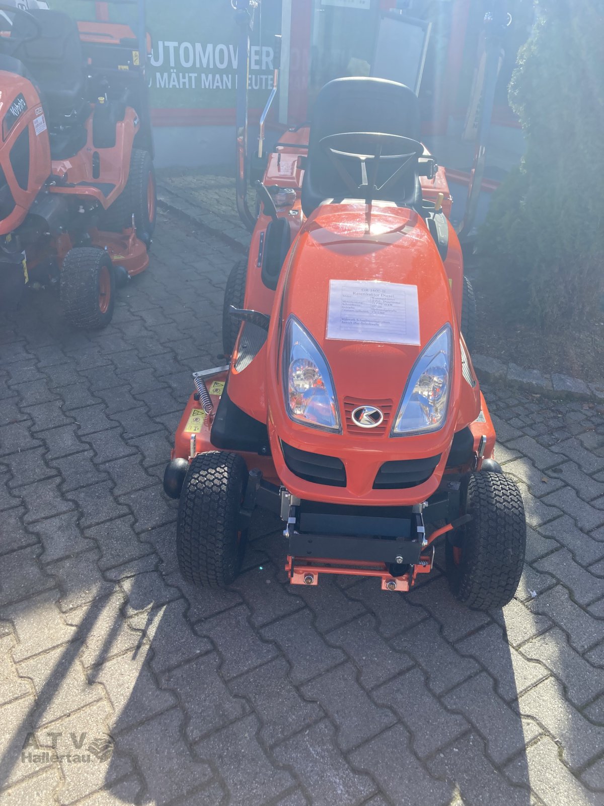Rasentraktor des Typs Kubota GR 1600 III, Neumaschine in Schweitenkirchen (Bild 8)