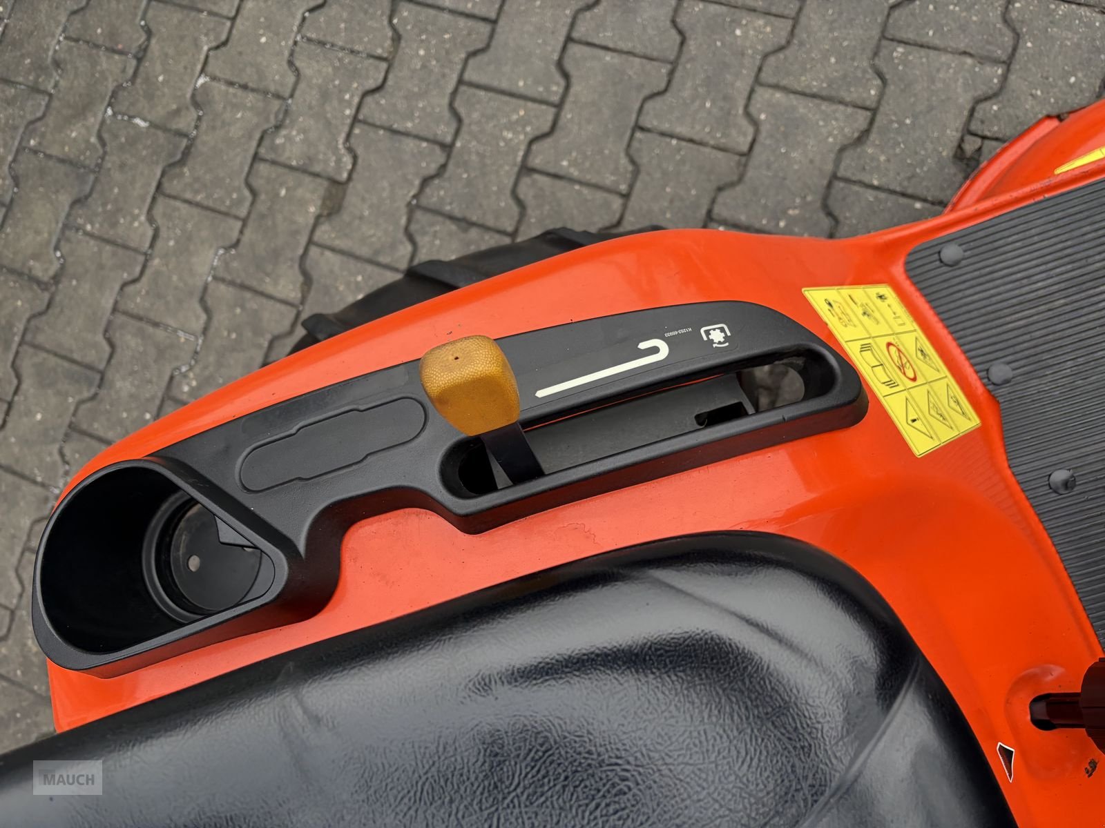 Rasentraktor typu Kubota GR 1600 nur 300h DIESEL, Gebrauchtmaschine v Burgkirchen (Obrázek 11)