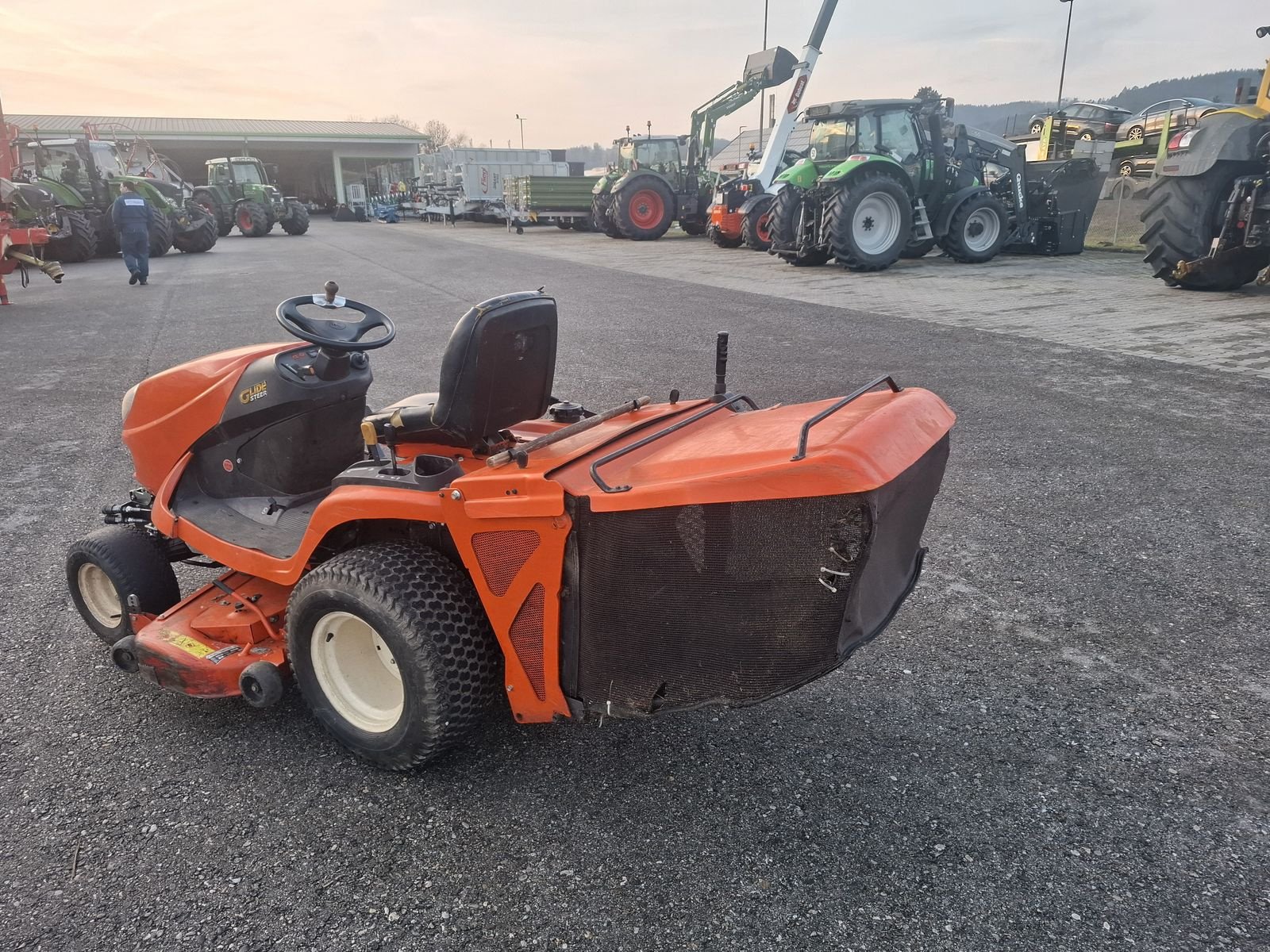 Rasentraktor tip Kubota GR 2120, Gebrauchtmaschine in Saxen (Poză 4)