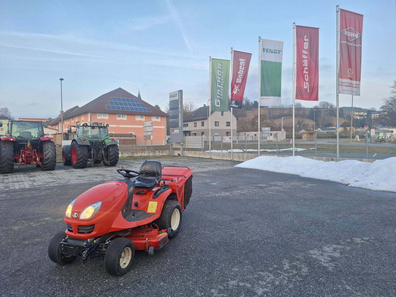 Rasentraktor tip Kubota GR 2120, Gebrauchtmaschine in Saxen (Poză 1)