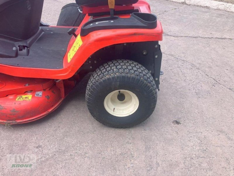 Rasentraktor типа Kubota GR1600-ID-II, Gebrauchtmaschine в Lützen (Фотография 5)