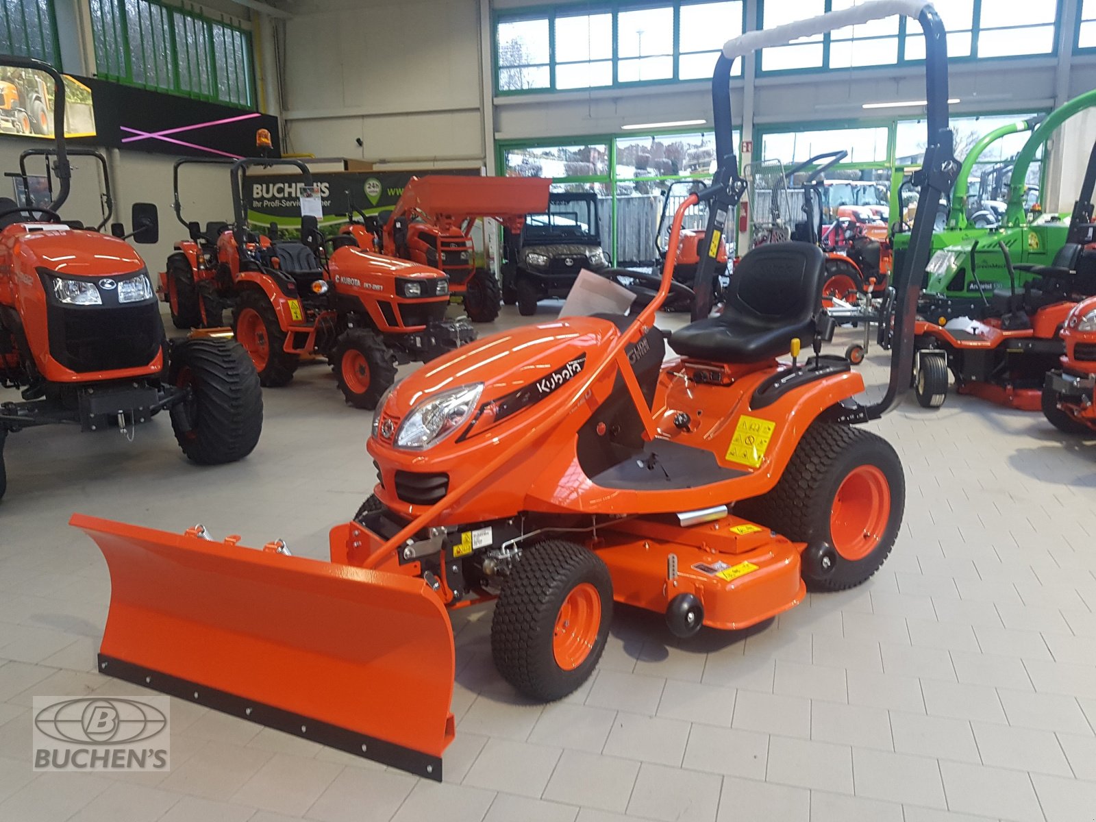 Rasentraktor des Typs Kubota GR2120 S Winterdienst, Neumaschine in Olpe (Bild 5)