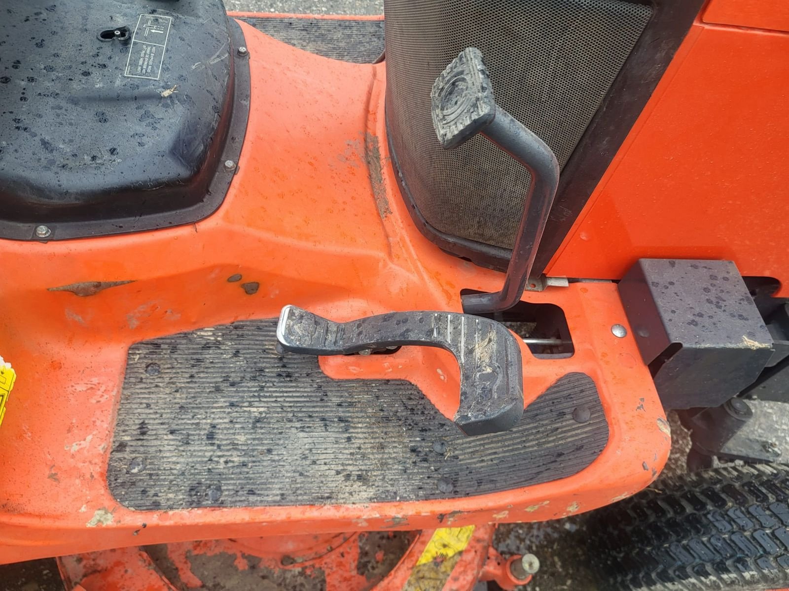 Rasentraktor типа Kubota Kubota G 23 HD, Gebrauchtmaschine в NATTERNBACH (Фотография 9)