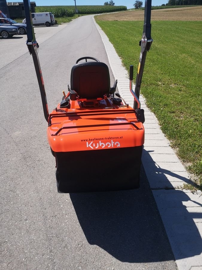 Rasentraktor des Typs Kubota Kubota GR 1600, Neumaschine in NATTERNBACH (Bild 4)