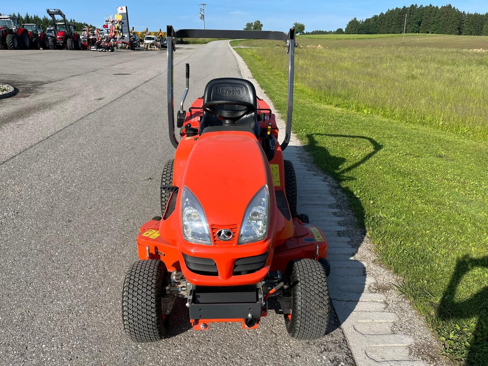 Rasentraktor des Typs Kubota Kubota GR 2120, Vorführmaschine in NATTERNBACH (Bild 8)