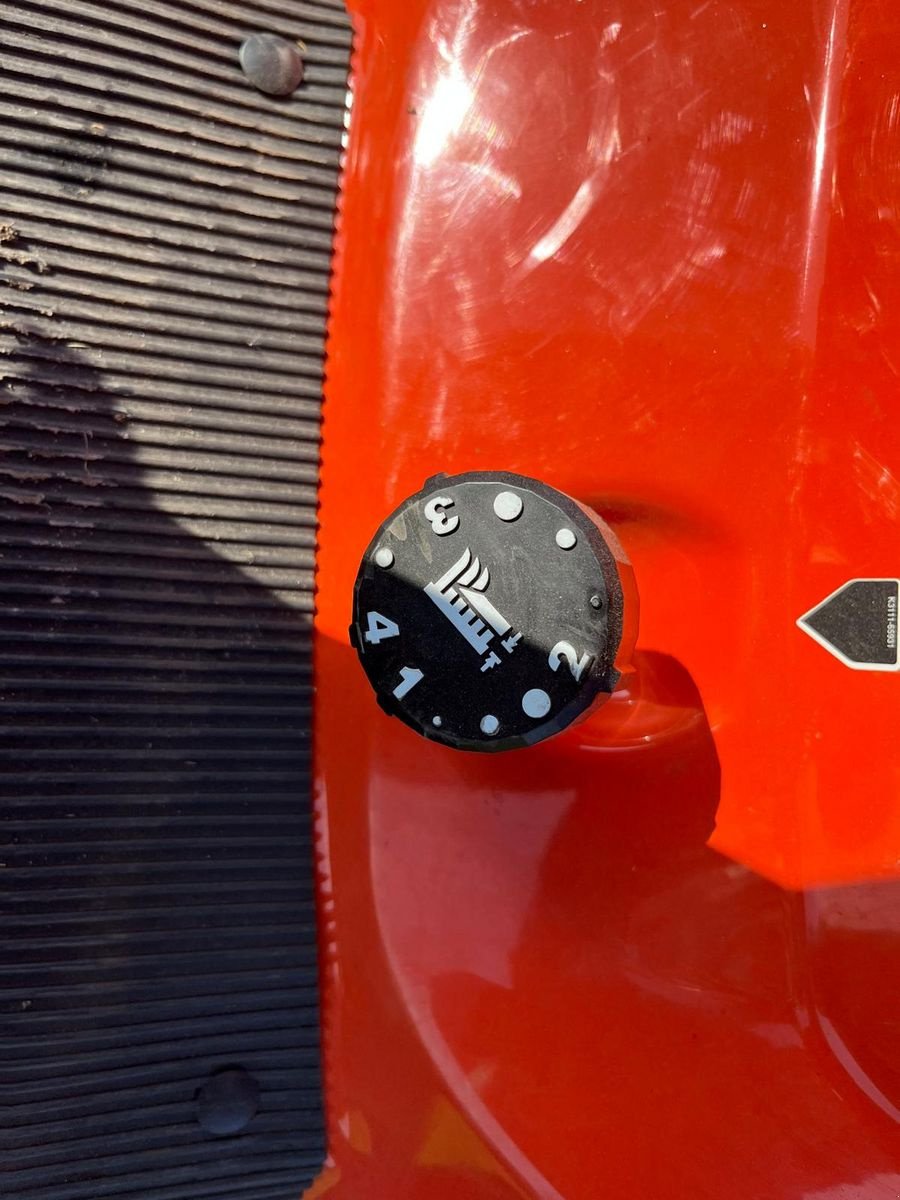 Rasentraktor des Typs Kubota Kubota GR 2120, Vorführmaschine in NATTERNBACH (Bild 17)