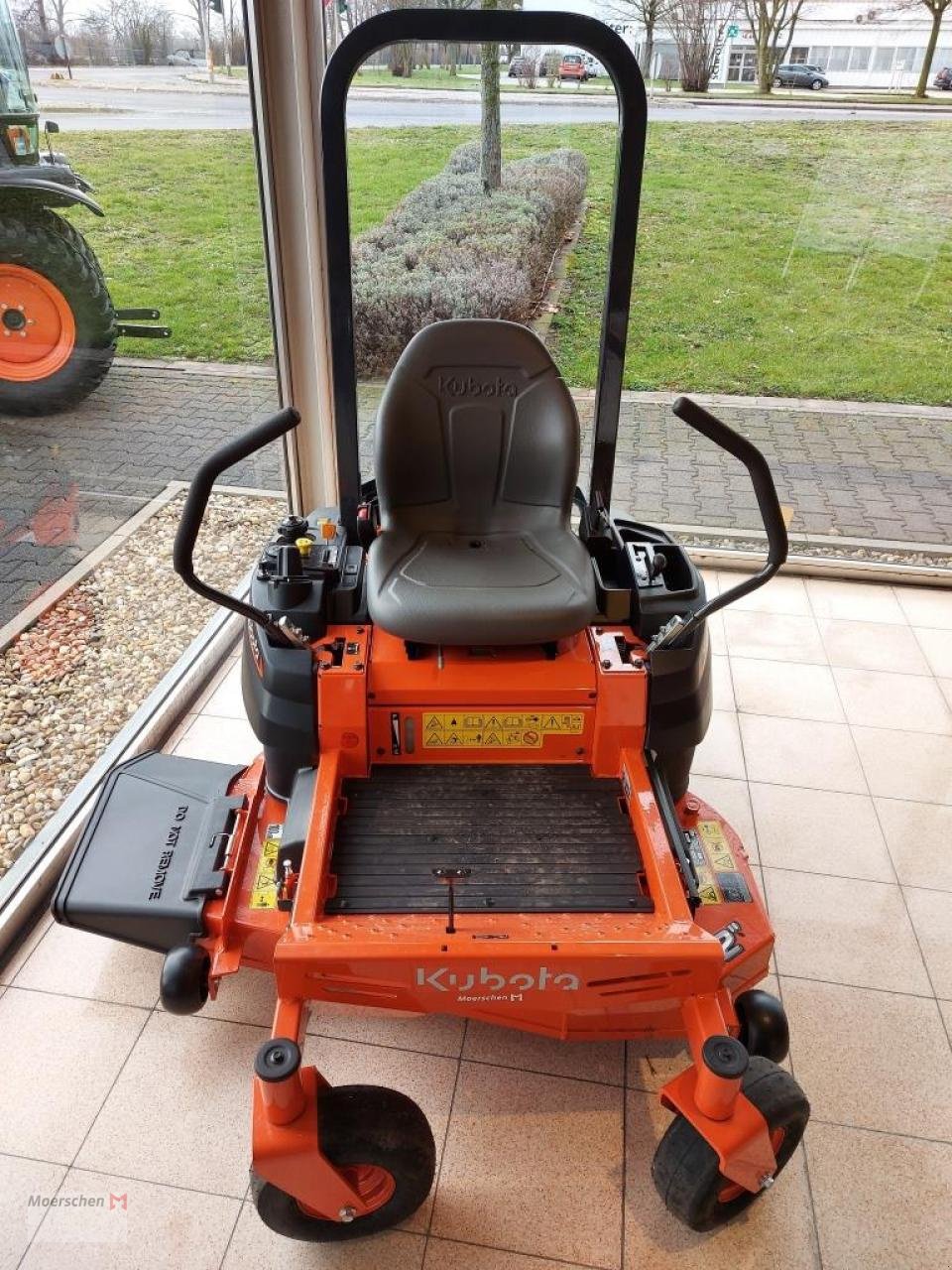 Rasentraktor of the type Kubota ZD 1211R, Neumaschine in Tönisvorst (Picture 2)