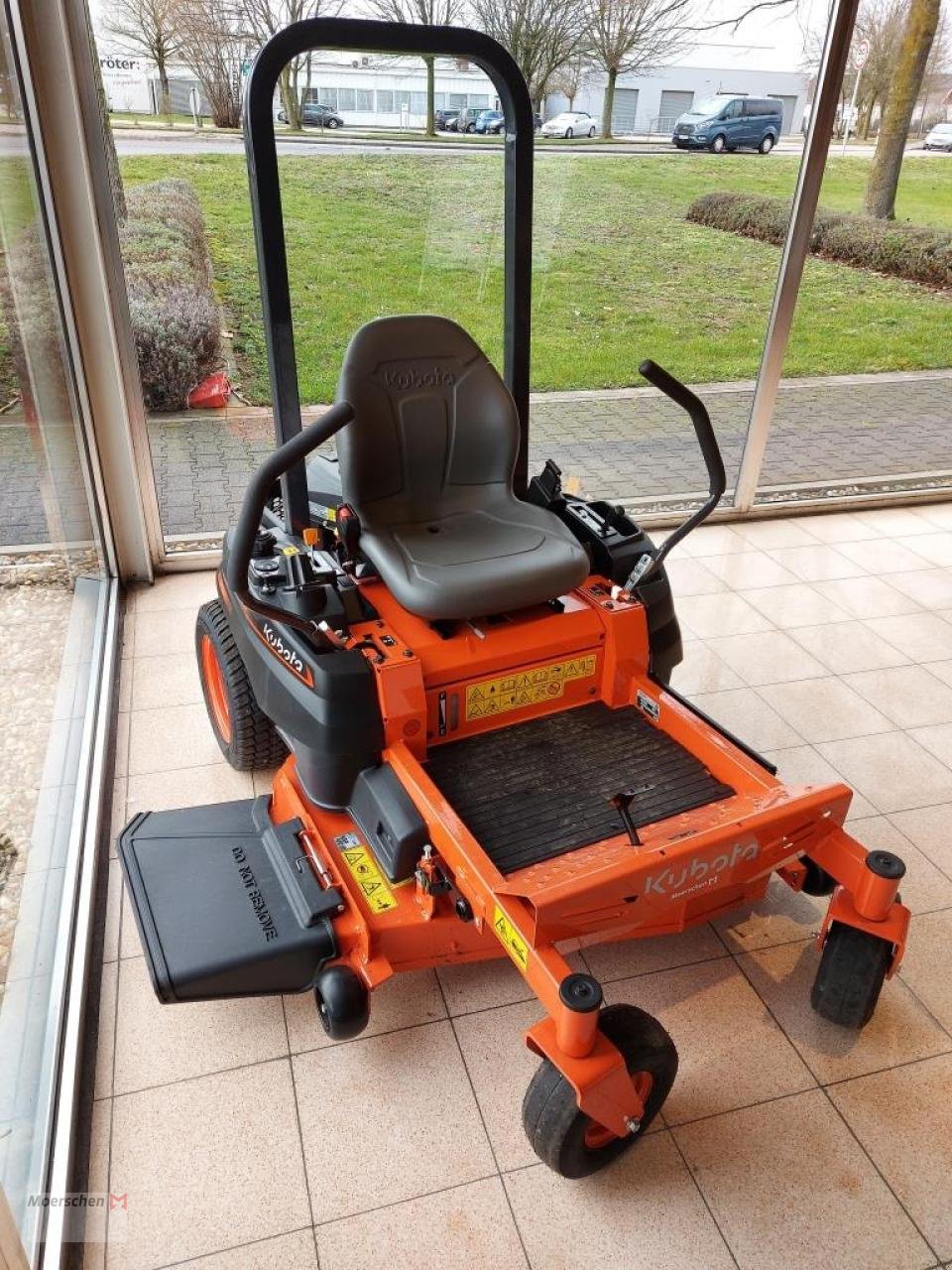 Rasentraktor of the type Kubota ZD 1211R, Neumaschine in Tönisvorst (Picture 3)