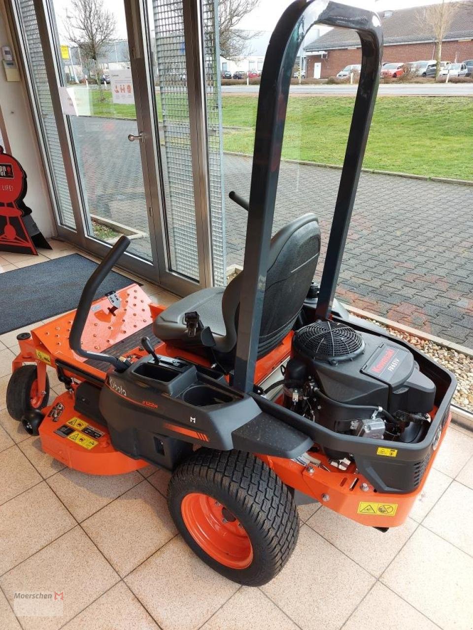 Rasentraktor of the type Kubota ZD 1211R, Neumaschine in Tönisvorst (Picture 4)