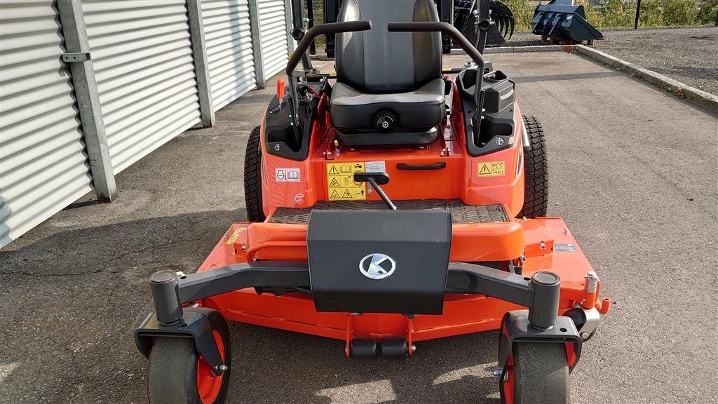 Rasentraktor типа Kubota ZD1211R-60 Zero Turn, Gebrauchtmaschine в Nørresundby (Фотография 4)